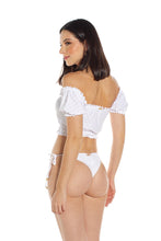 Carregar imagem no visualizador da galeria, Model Back: Lua Morena Top Top Ciganinha Laise Branco