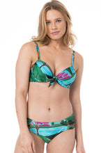 Load image into Gallery viewer, Gallery: Lua Morena Set No Drapeada Media Terra Vermelha