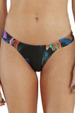 Charger l'image dans la galerie, Gallery: Lua Morena Bottom Bottom Drapeada Fina Brinco Preto
