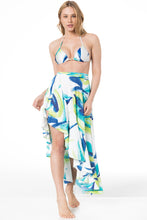 Charger l'image dans la galerie, Model Front: Lua Morena Beach Skirt Pareo Babado Uv Vento