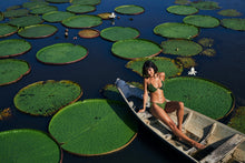 Load image into Gallery viewer, Image 04: Lua Morena Top Top Macrame Dobrado Floresta