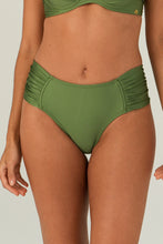 Charger l'image dans la galerie, Gallery: Lua Morena Bottom Bottom Aroeira Drapeada