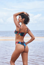 Load image into Gallery viewer, Model Back: Lua Morena Set Bandeau Brinco Preto