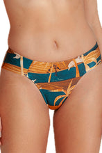 Load image into Gallery viewer, Gallery: Lua Morena Bottom Bottom Metal Santarem