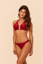 Load image into Gallery viewer, Model Front: Lua Morena Bottom Bottom Urucum Fio-Lateral-Macrame