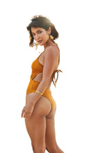 Load image into Gallery viewer, Model Back: Lua Morena One-Piece Compressao Macrame Inaja
