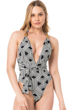 Carregar imagem no visualizador da galeria, Gallery: Lua Morena One-Piece Maio Fio Duplo Grafismo Preto