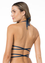 Charger l'image dans la galerie, Model Back: Lua Morena Top Top Cortininha Fio Blue Moon