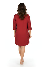 Carregar imagem no visualizador da galeria, Model Back: Lua Morena Shirtdress Urucum Chemise Manga