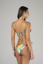 Carregar imagem no visualizador da galeria, Model Back: Lua Morena Top Top Tangara Tri-Corrente
