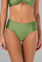 Charger l'image dans la galerie, Gallery: Lua Morena Bottom Bottom Aroeira Hot-Pants-Dobrado
