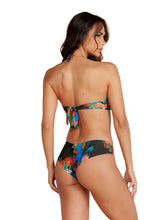 Load image into Gallery viewer, Model Back: Lua Morena Bottom Bottom Metal Brinco Preto
