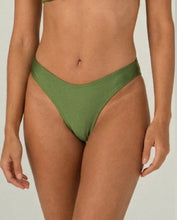 Load image into Gallery viewer, Gallery: Lua Morena Bottom Bottom Aroeira Fio-Dobrado
