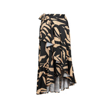 Carregar imagem no visualizador da galeria, Product Front: Lua Morena Beach Skirt Brisa-Da-Noite Pareo Babado
