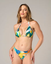 Load image into Gallery viewer, Model Front: Lua Morena Bottom Bottom Tangara -Drapeada-Fina-Fio
