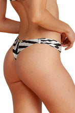 Charger l&#39;image dans la galerie, Image 04: Lua Morena Bottom Bottom Cava Seringueira
