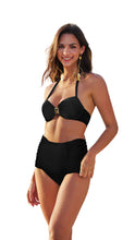 Load image into Gallery viewer, Model Front: Lua Morena Bottom Bottom Encauchado Liso Preto
