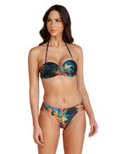 Load image into Gallery viewer, Model Front: Lua Morena Bottom Bottom Metal Brinco Preto
