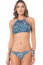 Load image into Gallery viewer, Gallery: Lua Morena Set Dobrado Macrame Renda
