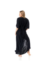 Load image into Gallery viewer, Model Back: Lua Morena Kaftans / Cover Ups Kaftan Longo Crepe Liso Preto
