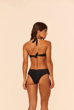 Load image into Gallery viewer, Model Back: Lua Morena Set Set Black Meia-Taca-Base Drapeada-Media-Fio
