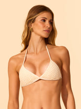 Load image into Gallery viewer, Gallery: Lua Morena Top Top Areia Triangulo-Macrame
