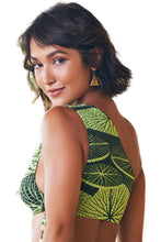 Load image into Gallery viewer, Image 04: Lua Morena Top Top Asimetrico Vitoria Regia
