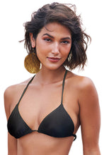 Load image into Gallery viewer, Gallery: Lua Morena Top Top Iguais Liso Preto
