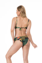 Load image into Gallery viewer, Model Back: Lua Morena Top Top No Drapeada Media Caju
